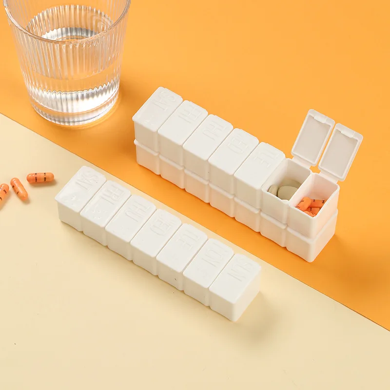 

Simple 7-Grid Pill Box for a Week Braille English Weekly Pill Grid Storage Box a Row of Pill Box Storage Organizer