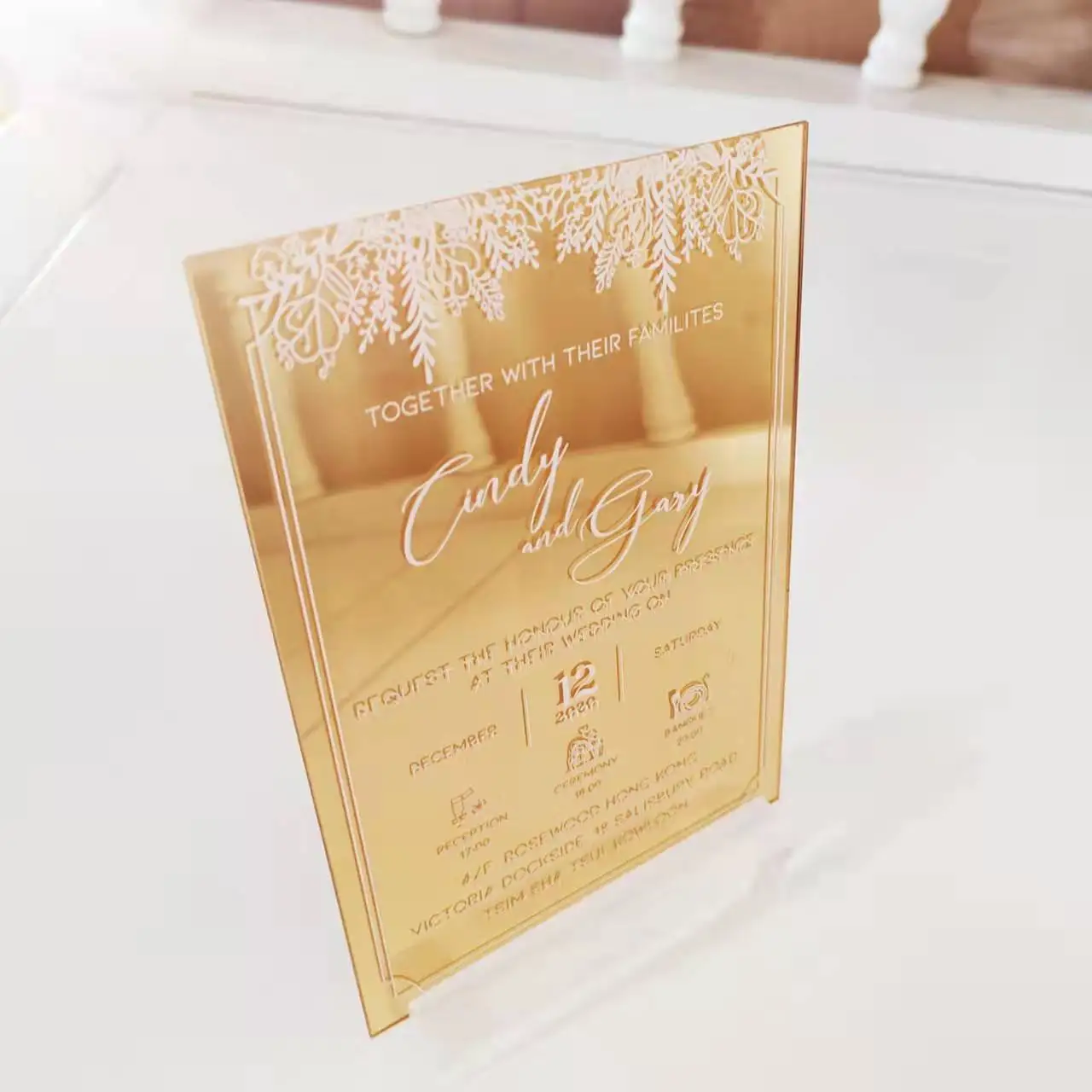 

Custom Mirror Gold Acrylic Invitations UV Printing White Ink