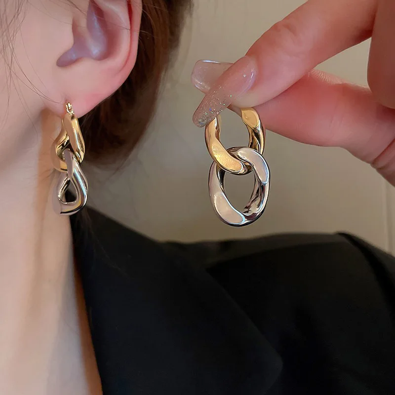 

Fashion Metal Chain Earrings For Women Vintage Gold Color Irregular Ear Buckle Goth Girls Jewelry Accessories Holiday Gifts