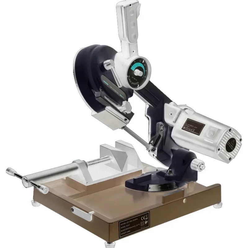 Деревообрабатывающий настольный пильный станок 0 ° ~45 Угловая резка Разнообразие