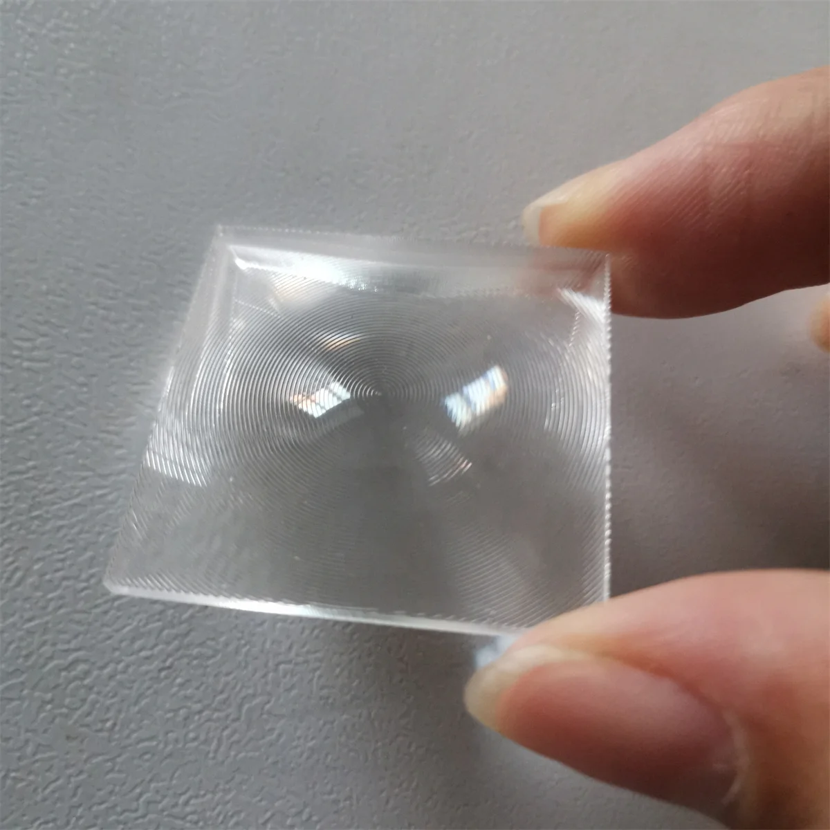 

Square 50X50MM Fresnel Lens Plane Magnifying Glass Optical PMMA Plastic Solar Energy Concentrator