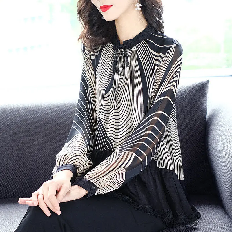 

Blouse female 2022 spring small shirt fashion foreign style long-sleeved belly floral chiffon shirt top blouse women clothing