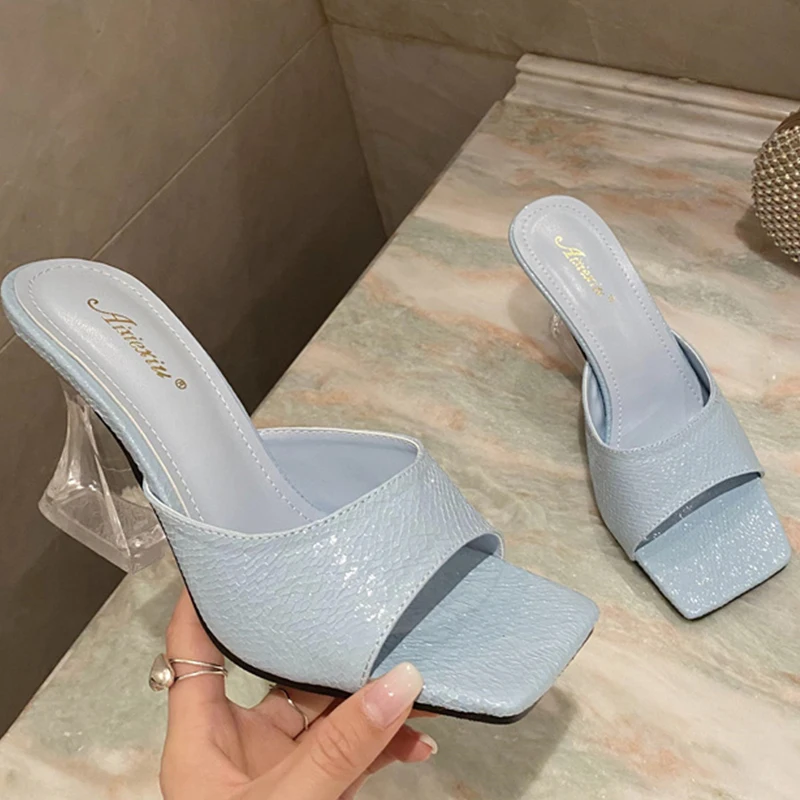 

Женские шлепанцы с заклепками, сандалии на плоской подошве, пикантная модная обувь, лето 2022