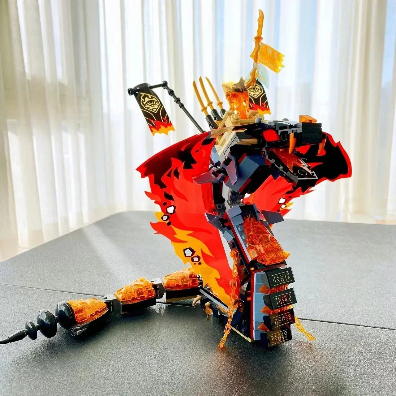 Змеиный мех модель строительных блоков игрушки для детей Dawn of Iron Doom подарок на