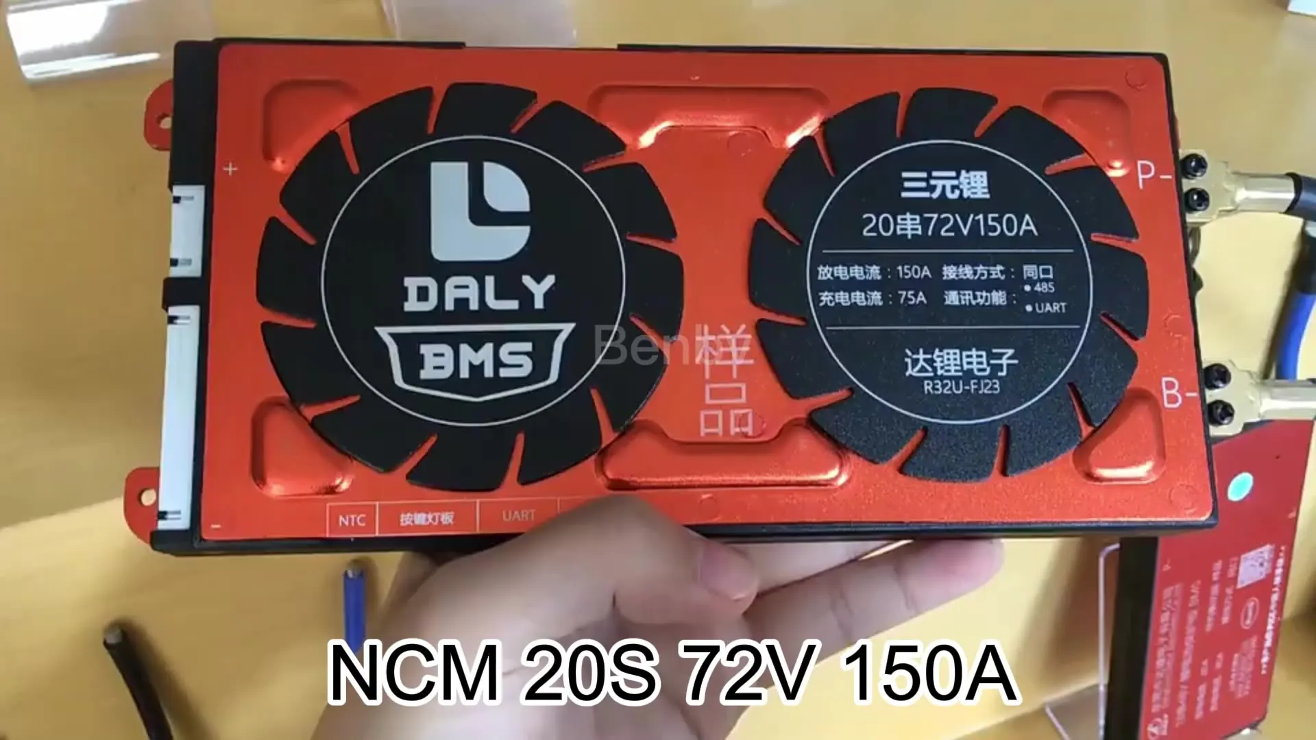 

Умный bms 24s lifepo4 400a с универсальным портом UART 72V smart bms водонепроницаемый с вентилятором