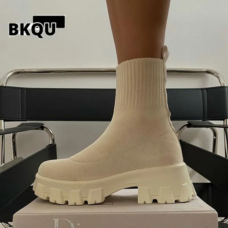 

BKQU 2022 Весна Новые парные носки обувь Женская Толстая подошва повседневные Большие размеры сетчатые красные вязаные короткие сапоги женские сапоги на платформе