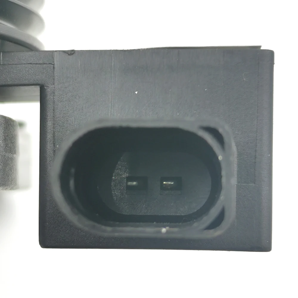 Фото 03C121004J Водяной насос в сборе для VW Golf Scirocco Audi Seat Skoda |   Замените 03C121004C/D/E 03C880727D №4