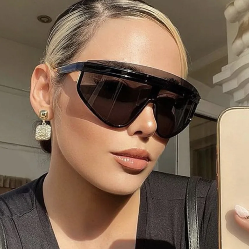 

New Goggles Sunglasses Women Men Trendy Luxur One Piece Sunglasses Shield Design Sun Glasses Oversized Rimless Shades UV400