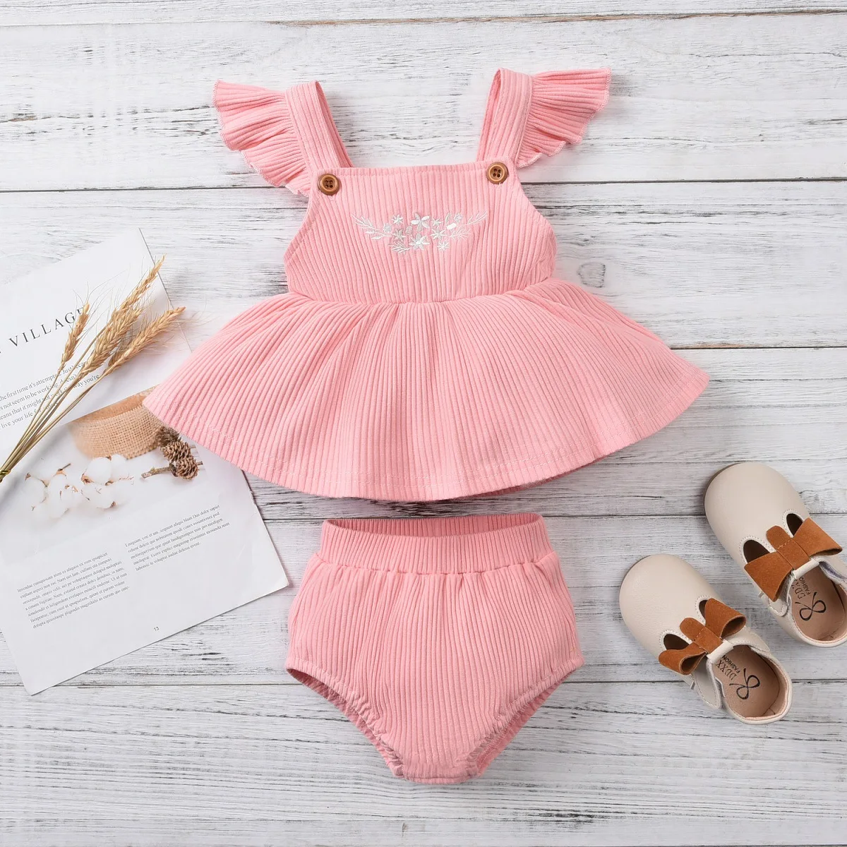 

Newborn Baby Girls Clothes Suit Embroidered Fly-sleeve Pit Skirt Top Solid Color Shorts 2pcs Summer Infant Casual Clothes Sets