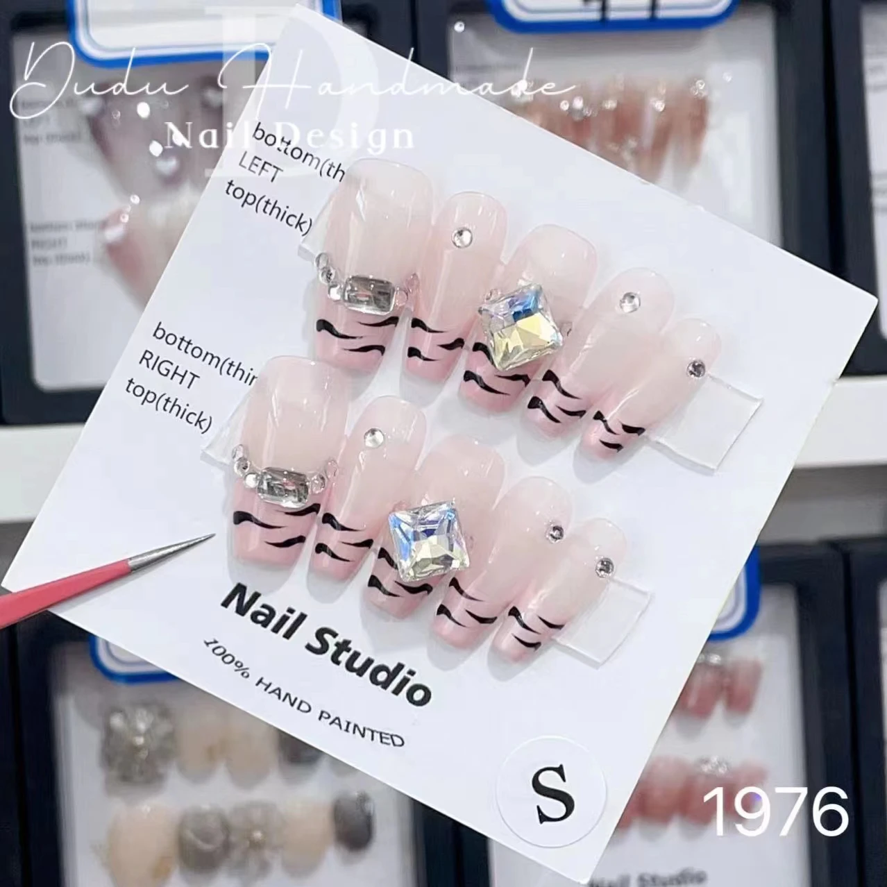 

Leopard Print Handmade Nails Press on Full Cover Professional Nails Manicuree Nails Japanese Wearable Artificial With Designs