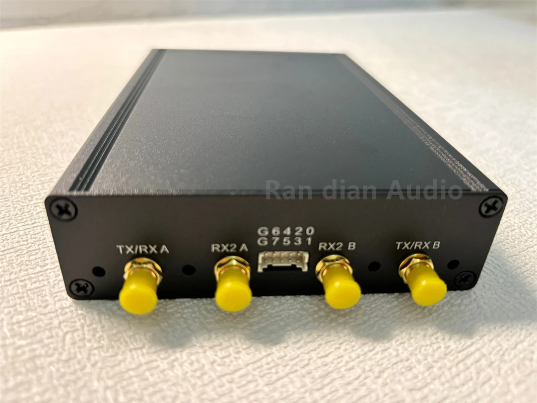 B200 USRP B210 совместим с оригинальной производительностью версии. 1PPB (0 001PPM) Частота: 70