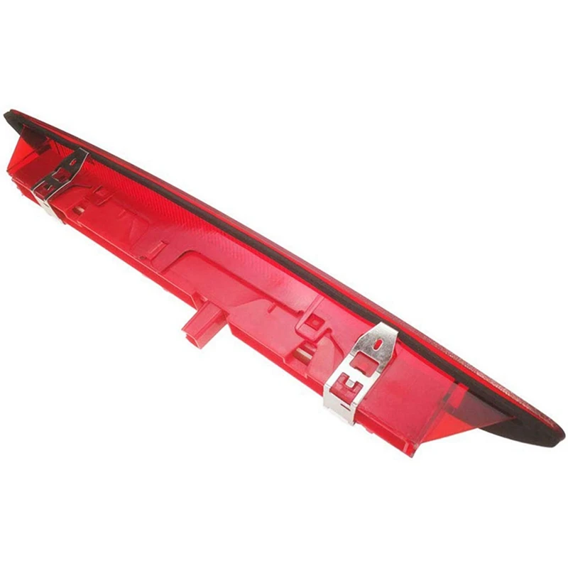 Третье высококлассное дополнительное тормозное расстояние для Ford Focus 3 III 2012-2017