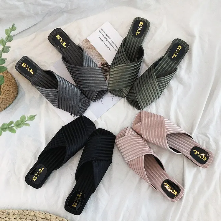 

Slippers Casual Low Flock Peep Toe Room Shoes Slides Slipers Women Luxury Massage Summer Square Flat 2023 Fabric Hoof Heels Fash