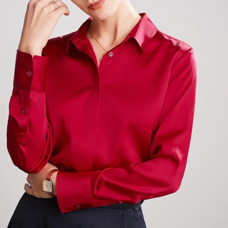 Рисунок 6 - Женская блузка с длинным рукавом