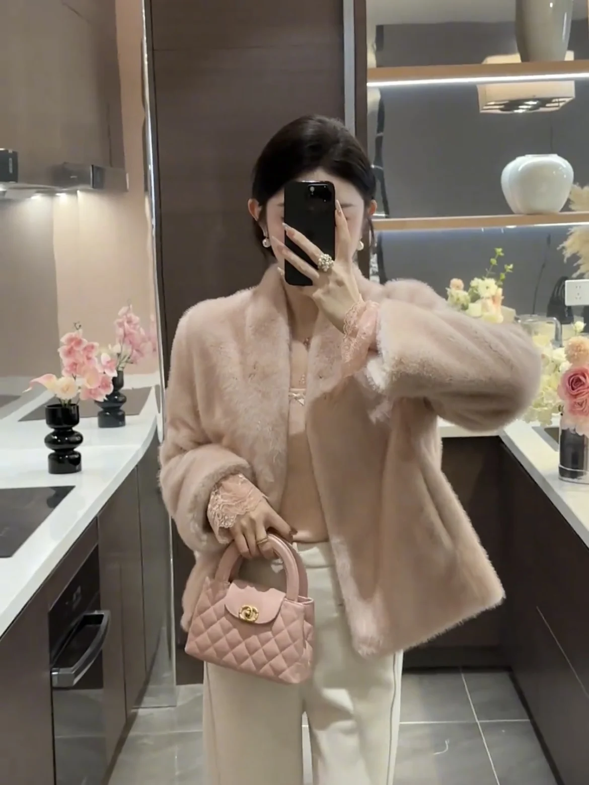 Популярные онлайн Celebri 2024 осенне-зимняя розовая норковая верхняя одежда с