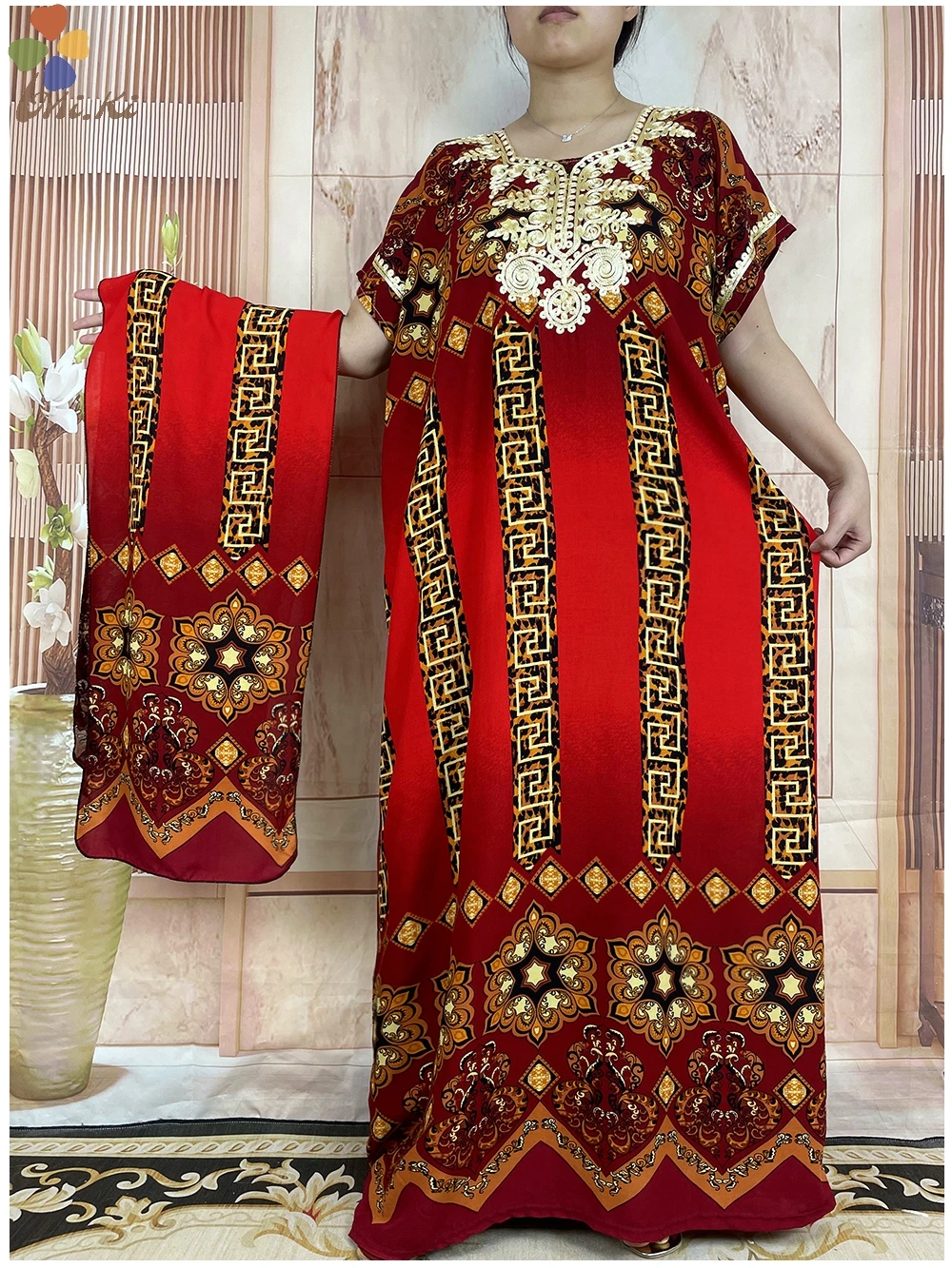 

High Quality New African Style Short Sleeve Cotton embroidery Floral Dress For Women Casual Loose Long Dubai Bonbou Kaftan Dress