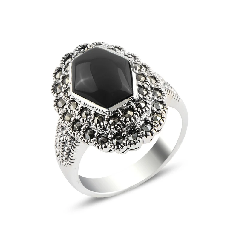 

Silver 925 Sterling Onyx & Marcasite Ring