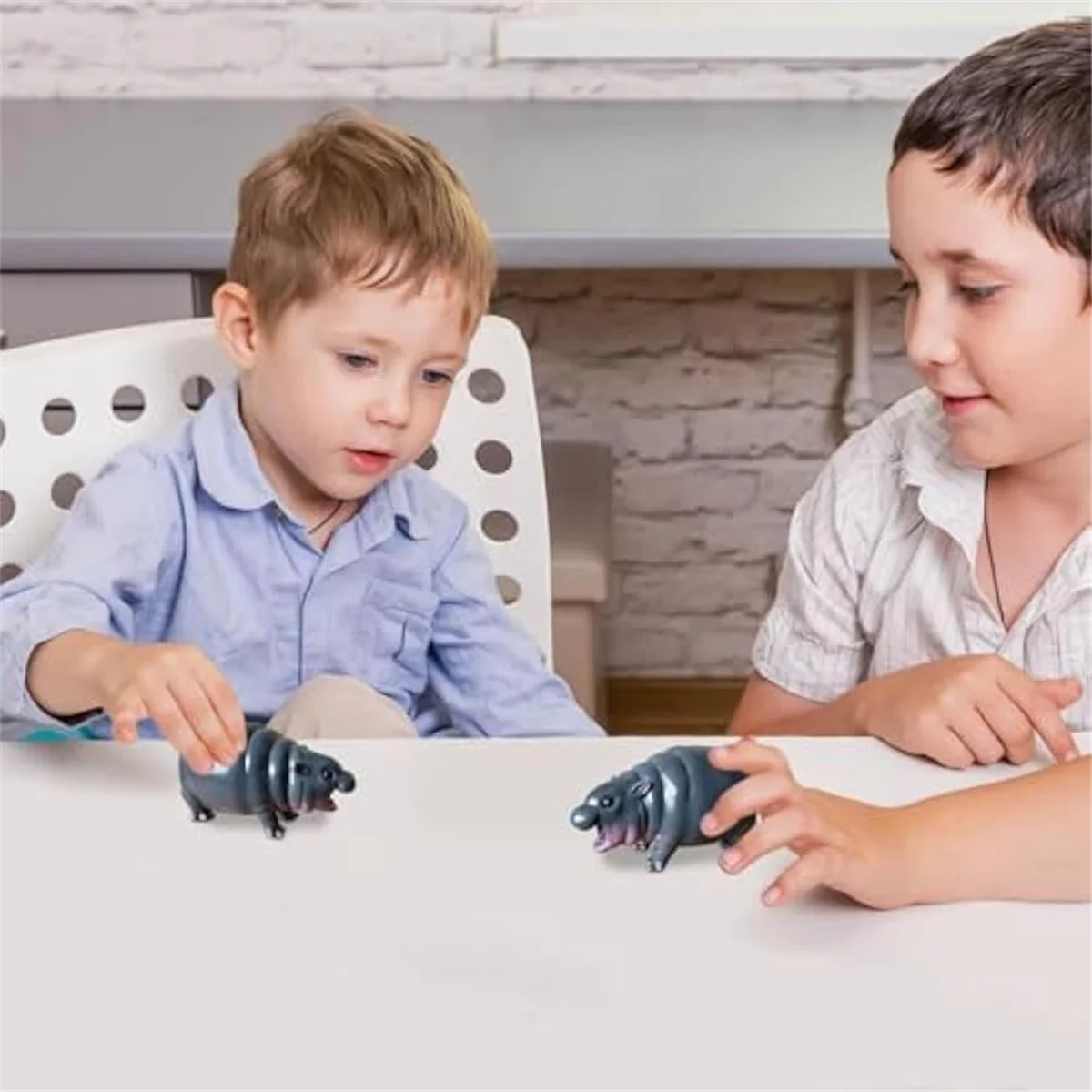 Moo Dengs Hippo Коллекционная фигурка Baby Pygmy Hippos для детей маленькая настольная статуя