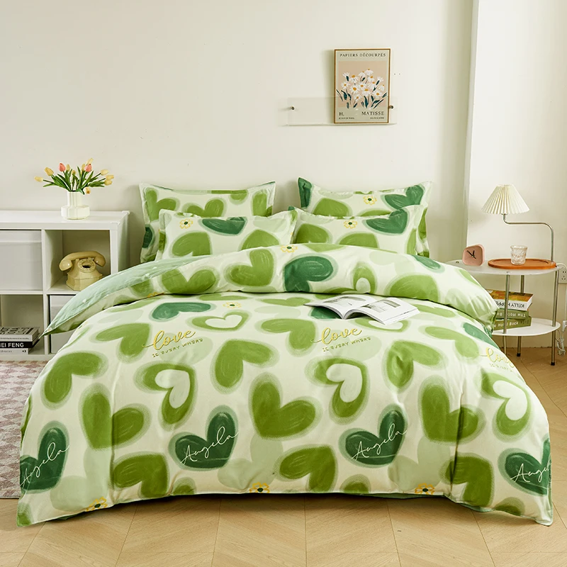 Пододеяльник с начесом утепленный принтом в виде сердца универсальный