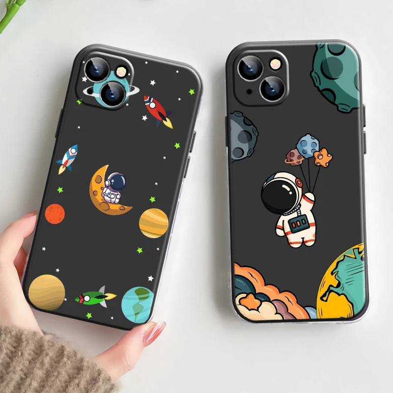

Cute Astronaut Phone Case For Apple iPhone 13 12 11 Pro 12 13 Mini X XR XS Max SE 6 6s 7 8 Plus Soft Funda Liquid Silicon Back