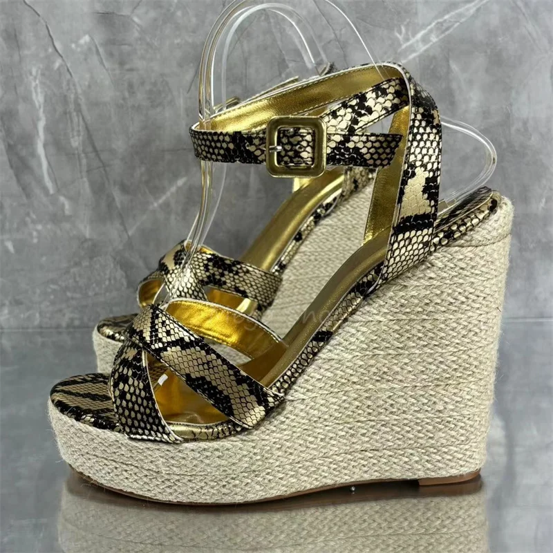 Золотая змеиная кожа босоножки на высоком каблуке платформе женские банкетные