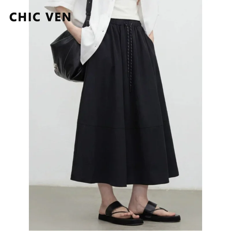 Фото Модная корейская женская длинная юбка-полусолнце CHIC VEN, однотонная, с эластичным поясом и завязками, для девушек, лето 2026 №2