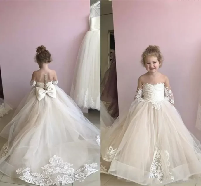 

Champagne Flower Girls Dresses For Weddings Jewel Neck Lace Appliques Illusion Tulle Long Sleeves Birthday Children Pageant Gown