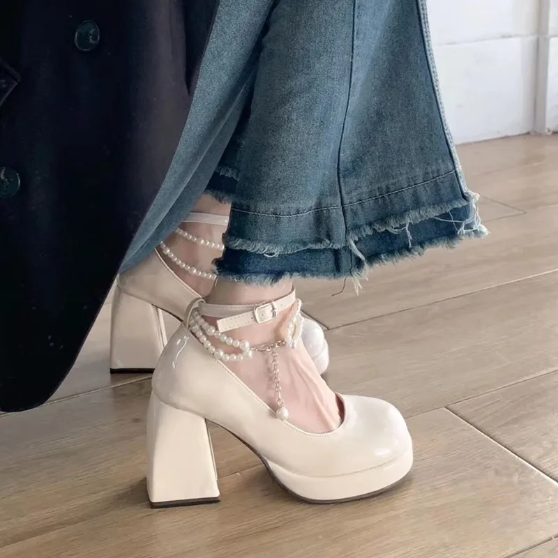 

Women's High Heels Pearl Platform High Heels Chunky Heel 2023 Spring Fashion Patent Leather Buckle Strap Pumps Casual Shoes