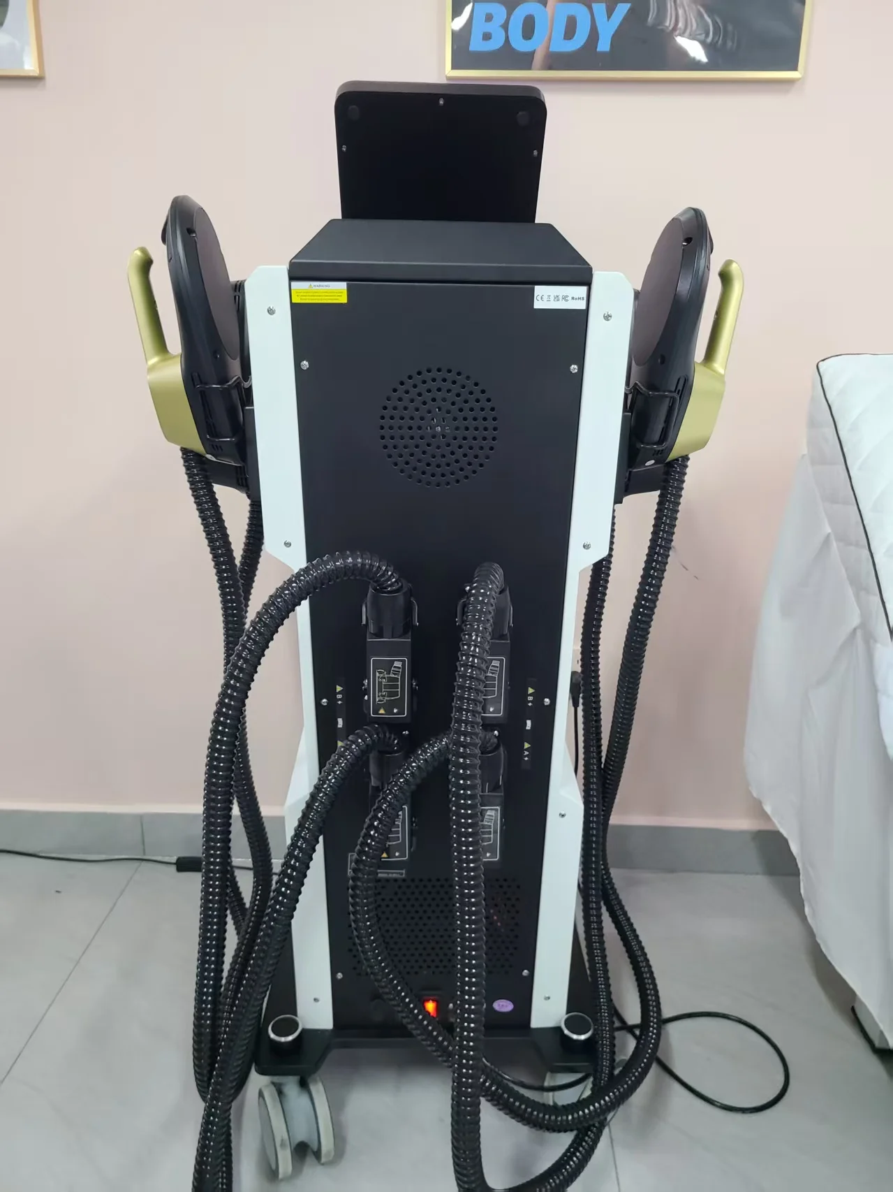 Фото НОВИНКА: Профессиональный аппарат Myoslim PRO Ultra Therapy 6500W для похудения и стимуляции мышц (EMS Zero NEO) для салонов красоты №5