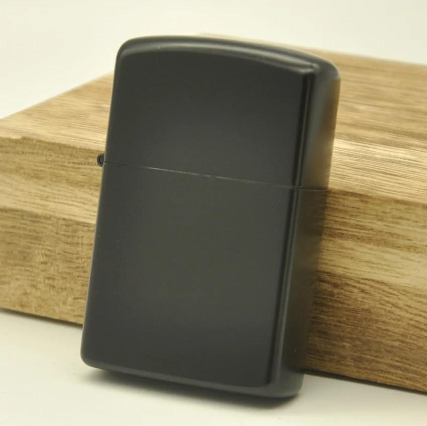 

New Creative Metal Multiple colors available Kerosene gasoline petroleum oil Cigarette lighter Windproof Man Smoking Gift