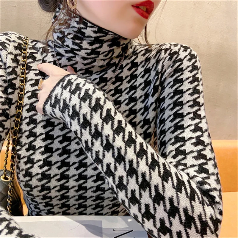 2023 New Autumn Winter Houndstooth Tight Turtleneck Sweater Plaid Knitted Sweater Women Luxury Chic Slim Pullover High Quality images - 6