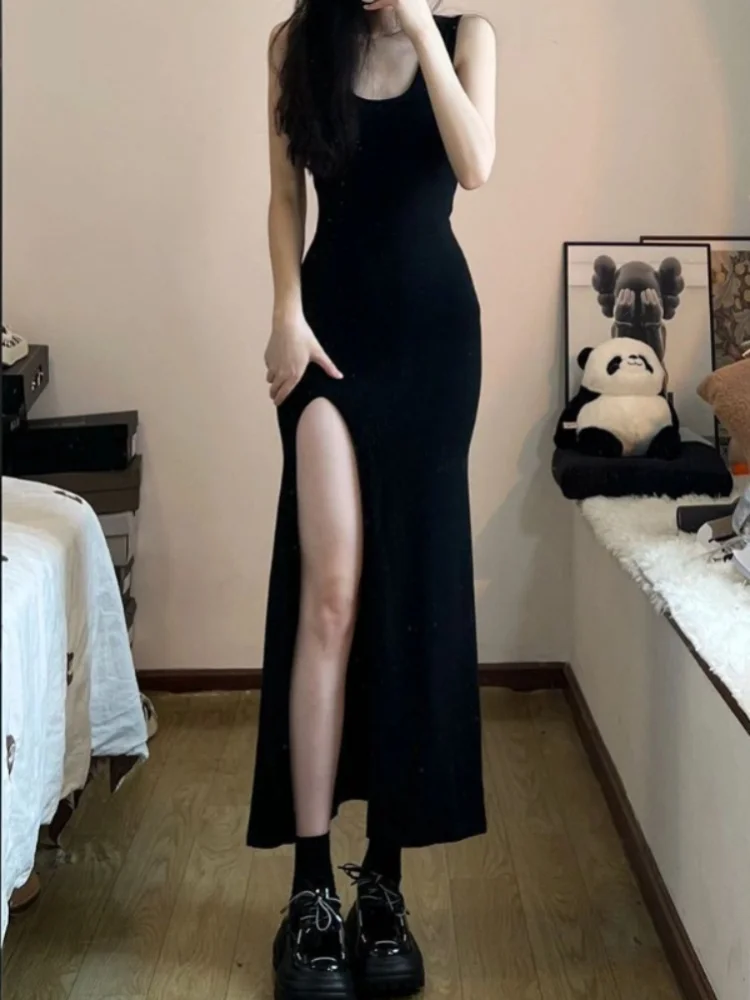 

QWEEK, сексуальное черное платье на бретелях, Женский Повседневный Сарафан, корейская мода, с запахом в стиле K-POP, облегающие платья с разрезом,...