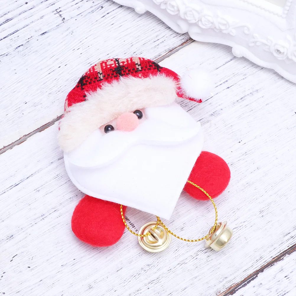 

4pcs Christmas Brooch Pin Light Brooch Plush Snowman Bear Santa Reindeer Brooch Cartoon Badges Brooch Jewelry Glowing Party