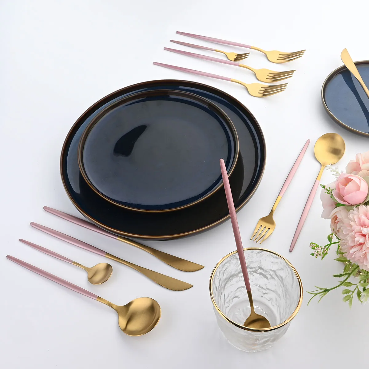 Набор столовых приборов из нержавеющей стали под розовое золото 24 шт. | Дом и сад