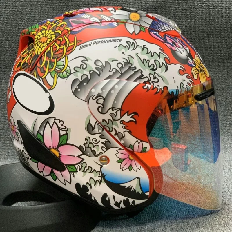 Шлем с открытым лицом фотосессия шлем красным драконом мотоциклетный