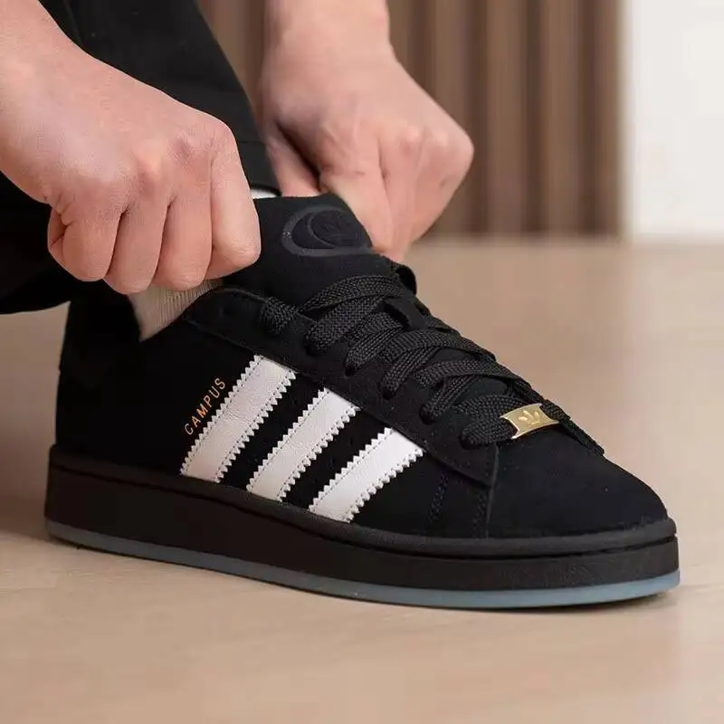 Фото Обувь для скейтбординга Adidas Originals мужская черно-белая IH6739 Бесплатная доставка №4