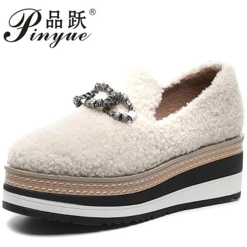 

2023 Platform Plush Boots 7cm Women Crystals String Bead Hot Warm Height Increasing Short Snow Boots diamond Fur Shoes