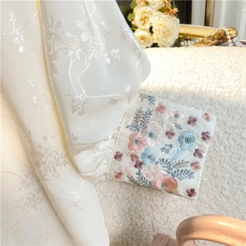 Высококачественная жаккардовая блузка с вышивкой на весну и лето Женская Модная