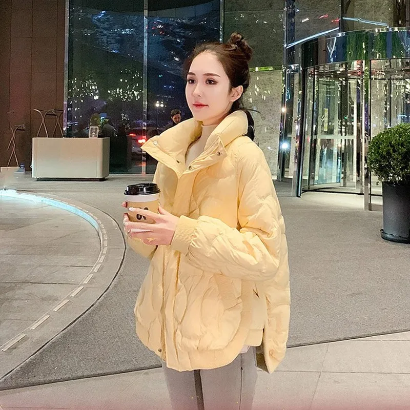 2022 New Korean Warm Women's Overcoat Loose Casual Light Down Jackets Female's Winter Cocoon Eiderdown Short White Parkas Coat