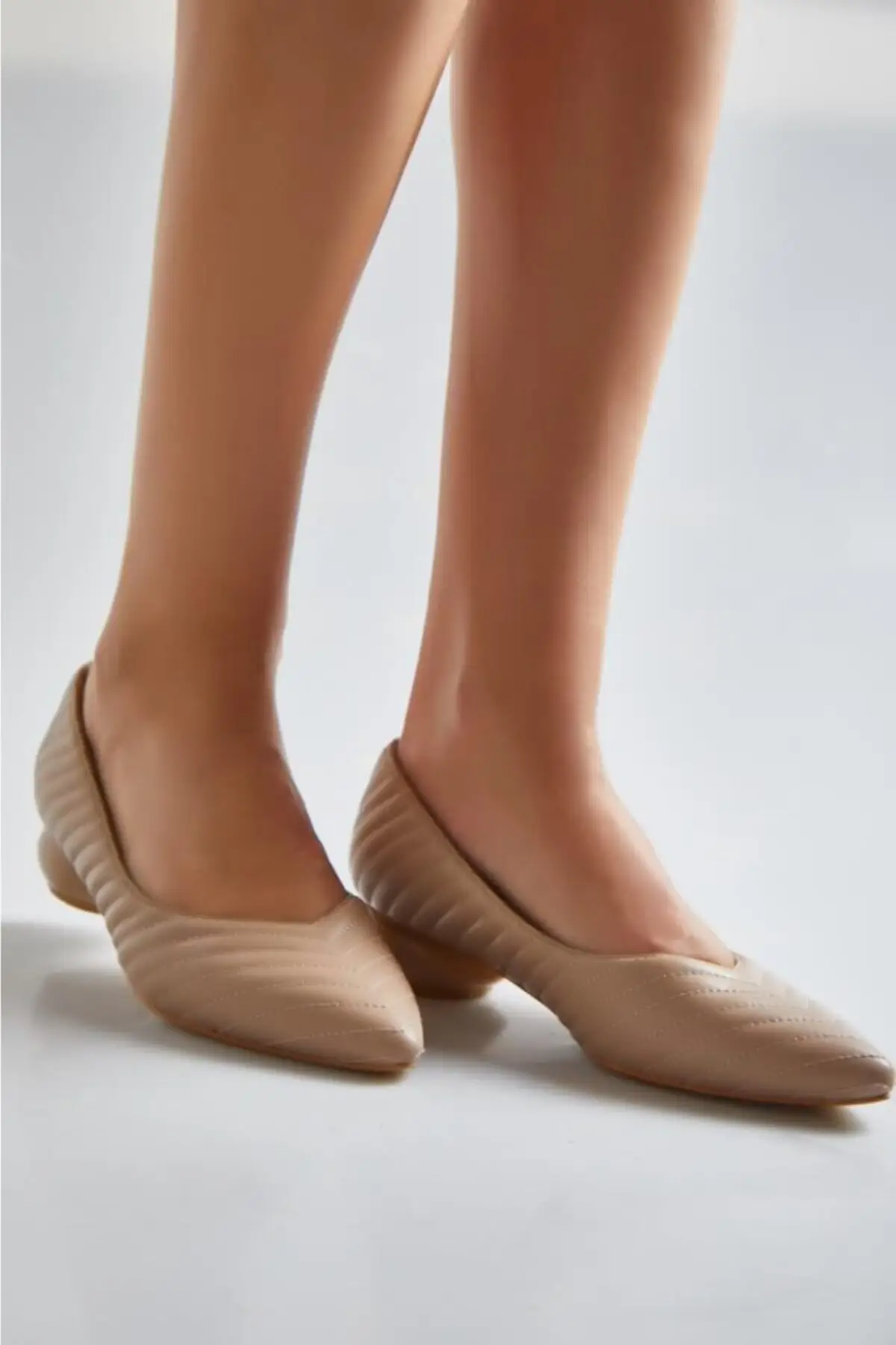 

Women Flats Shoes Round Heel Fashion Flats For Ladies Casual Shoes Elegant Flat Footwear Summer Ladies Shoes
