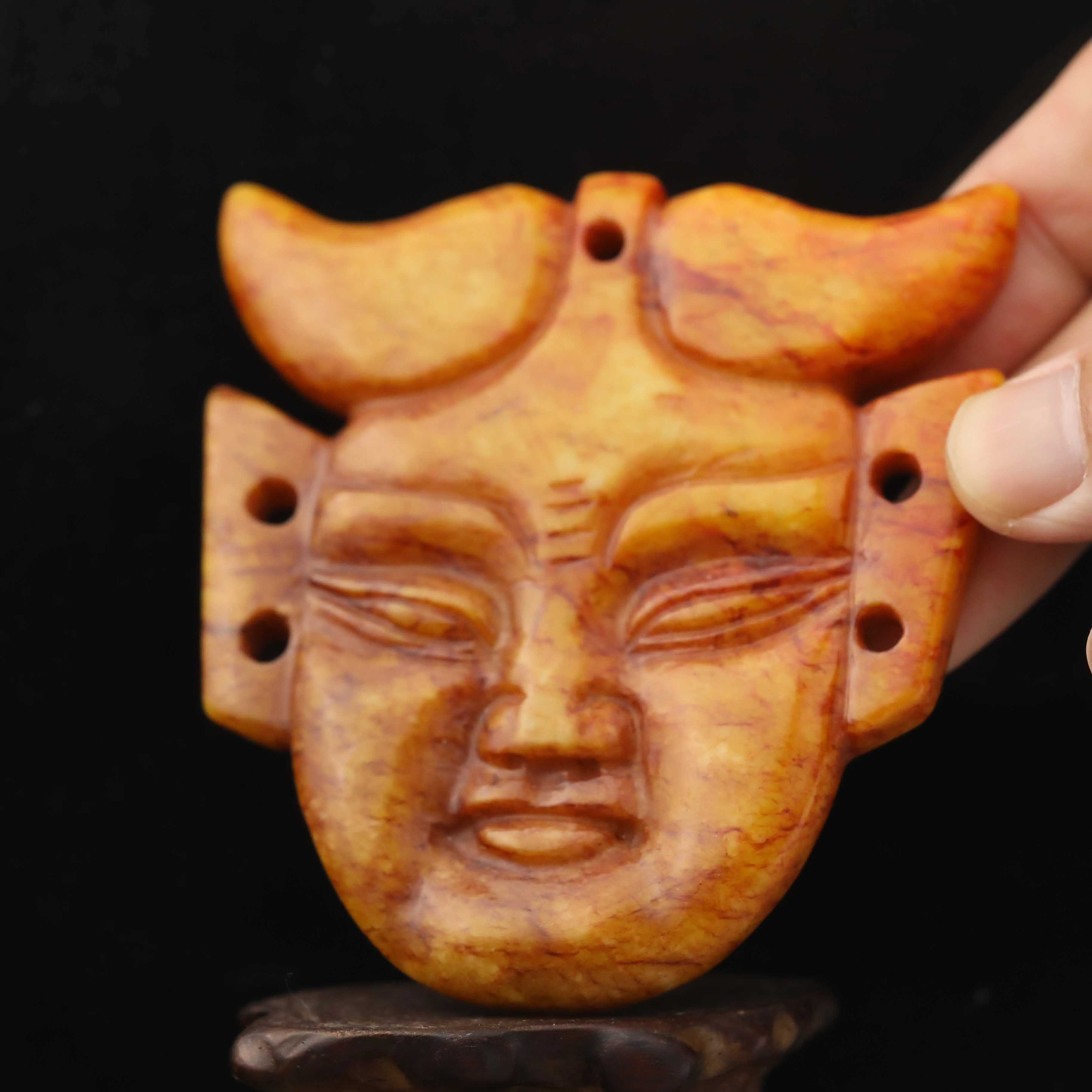 

China old natural jede hand carved statue masks pendant d6