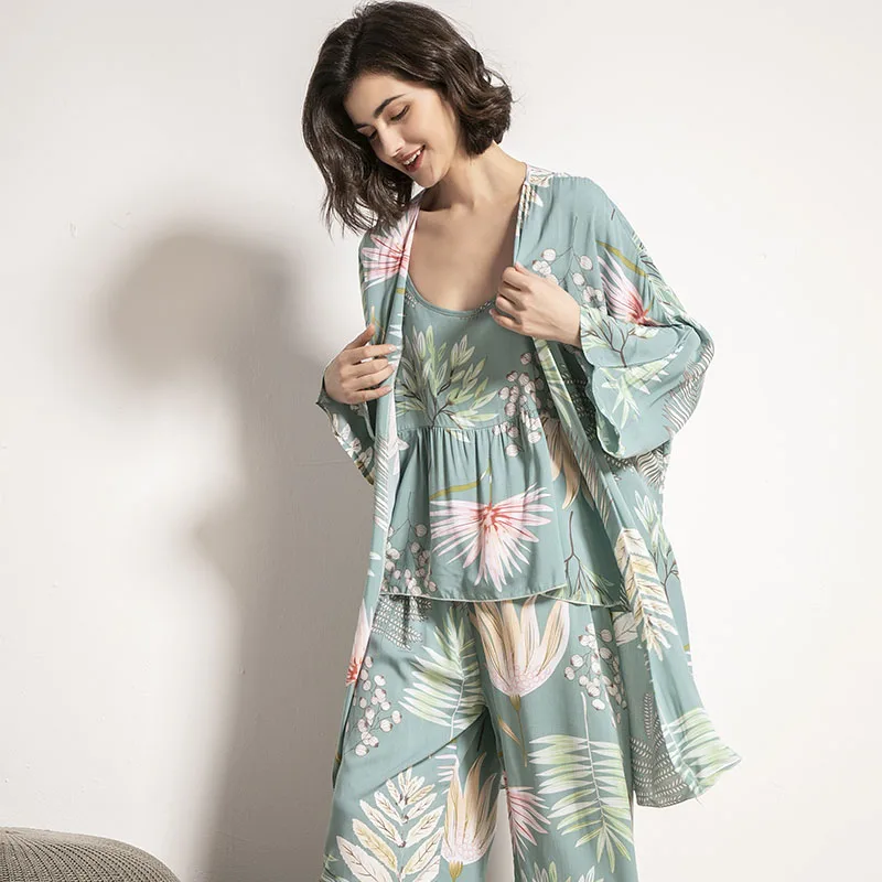 Cotton Viscose Ladies Three-piece Pajamas Set Women Spring and Autumn Comfortable Soft Home Suit Robes with Pants Pajamas Set