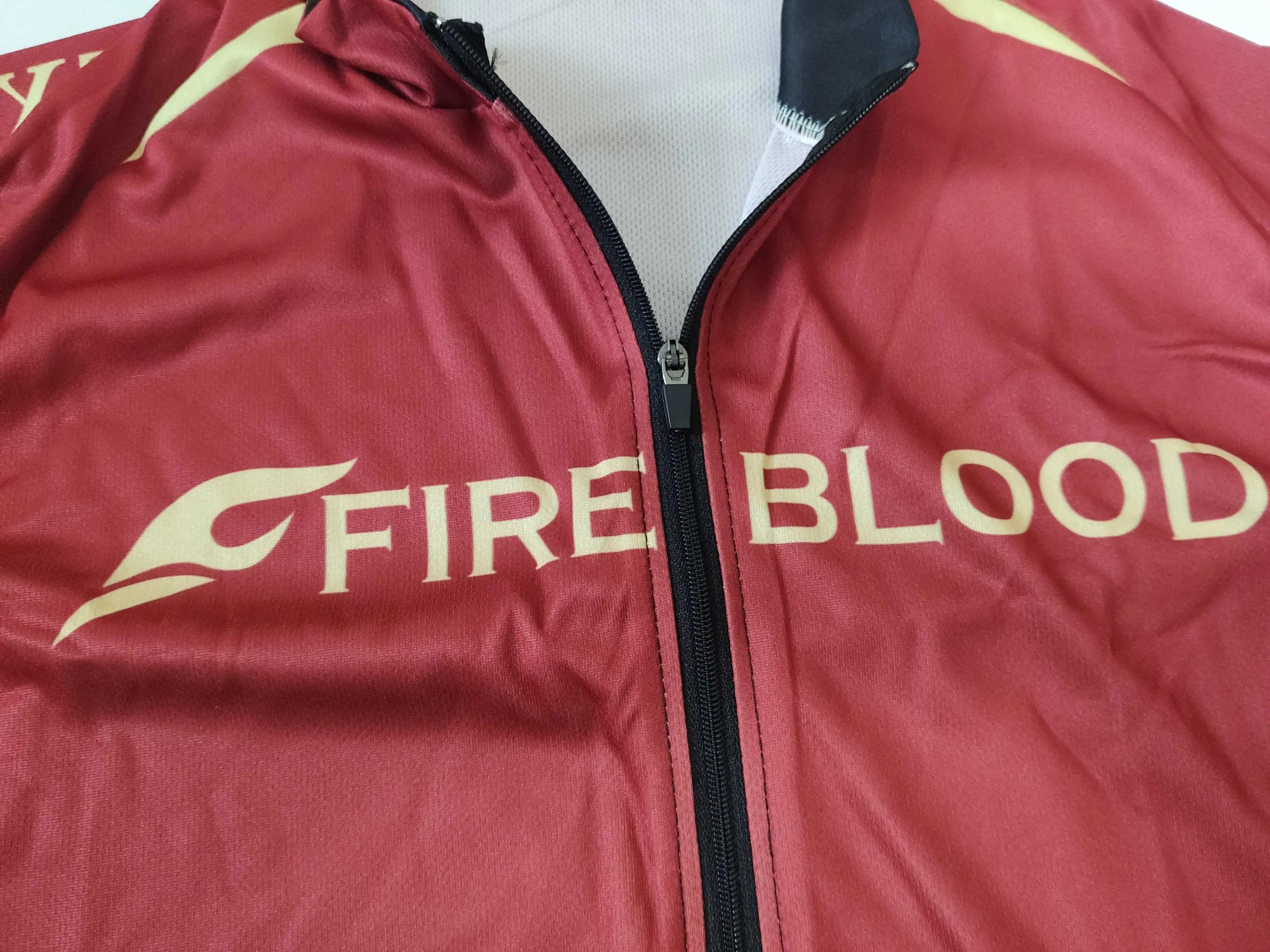 

2022 Daiwa Summer Men Fishing Clothing With Hood Long Sleeve Sea Sunscreen Breathable Anti-uv Ultrathin Fishing Hoodie