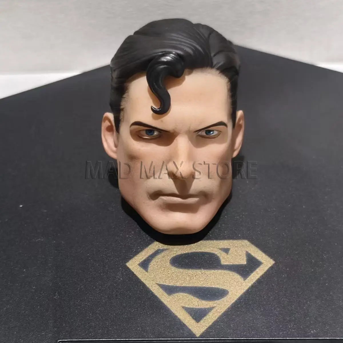 Фото Доставка в течение 48 часов. Коллекционная фигурка Crazy Toys в масштабе 1/6: мужской солдат в синем плаще, герой в маске летучей мыши, полный комплект, 12 дюймов. №5