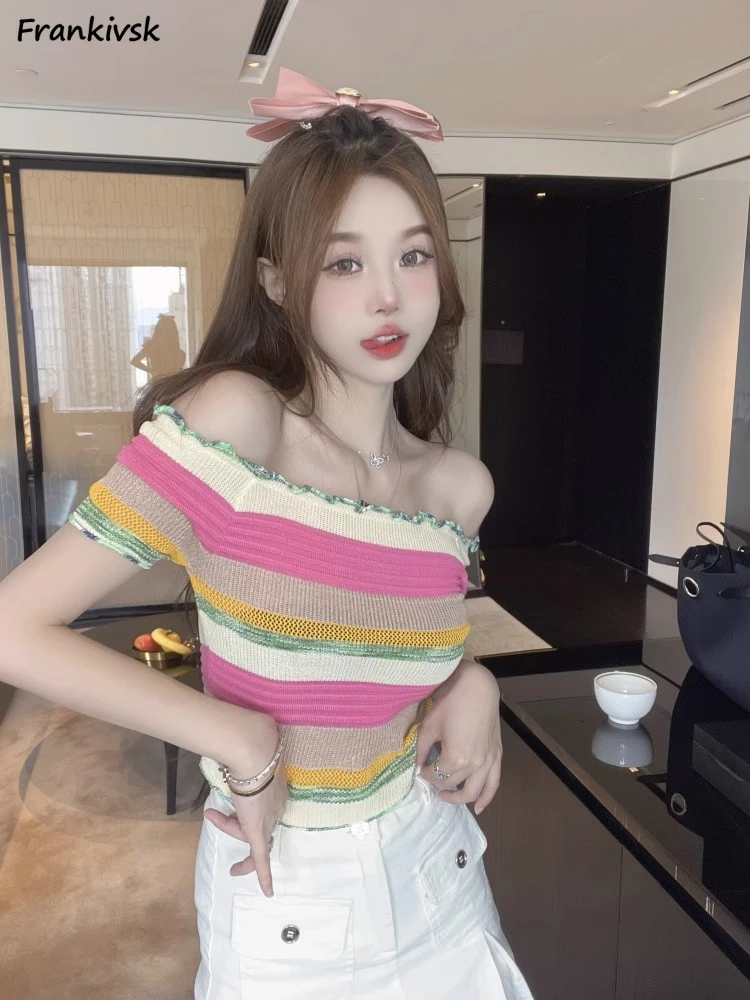 Радужные свитера женские укороченные нежные хипстерские с открытыми плечами и