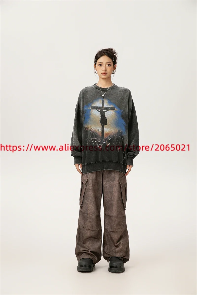 Черные потертые свитшоты Saint Tears с круглым вырезом мужские и женские