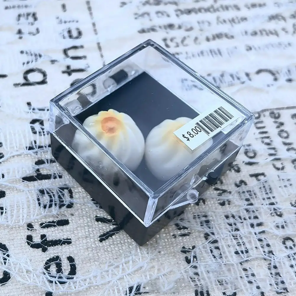 

Практичная модель шоколадного торта с клубничкой в масштабе 1:12, миниатюрная еда, изысканная «сделай сам»