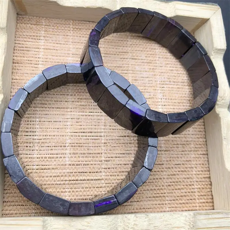 1 шт. Женский Амулет из натурального сахарита 14 х10 мм