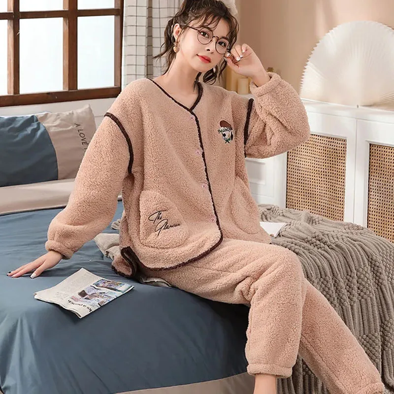 Новинка Женская пижама с мультяшным рисунком утепленный теплый домашний костюм