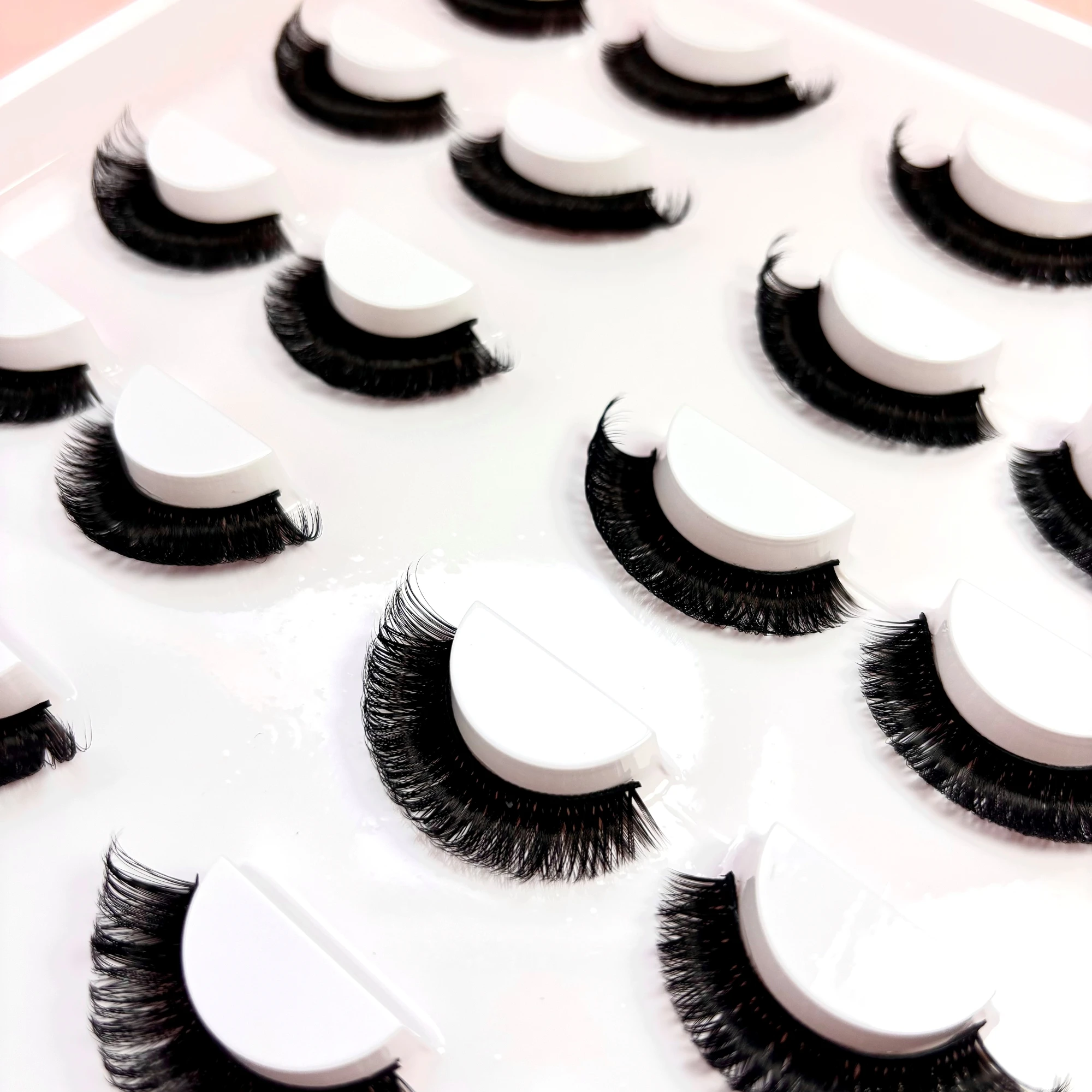 10 пар объемных и драматических русских ресниц